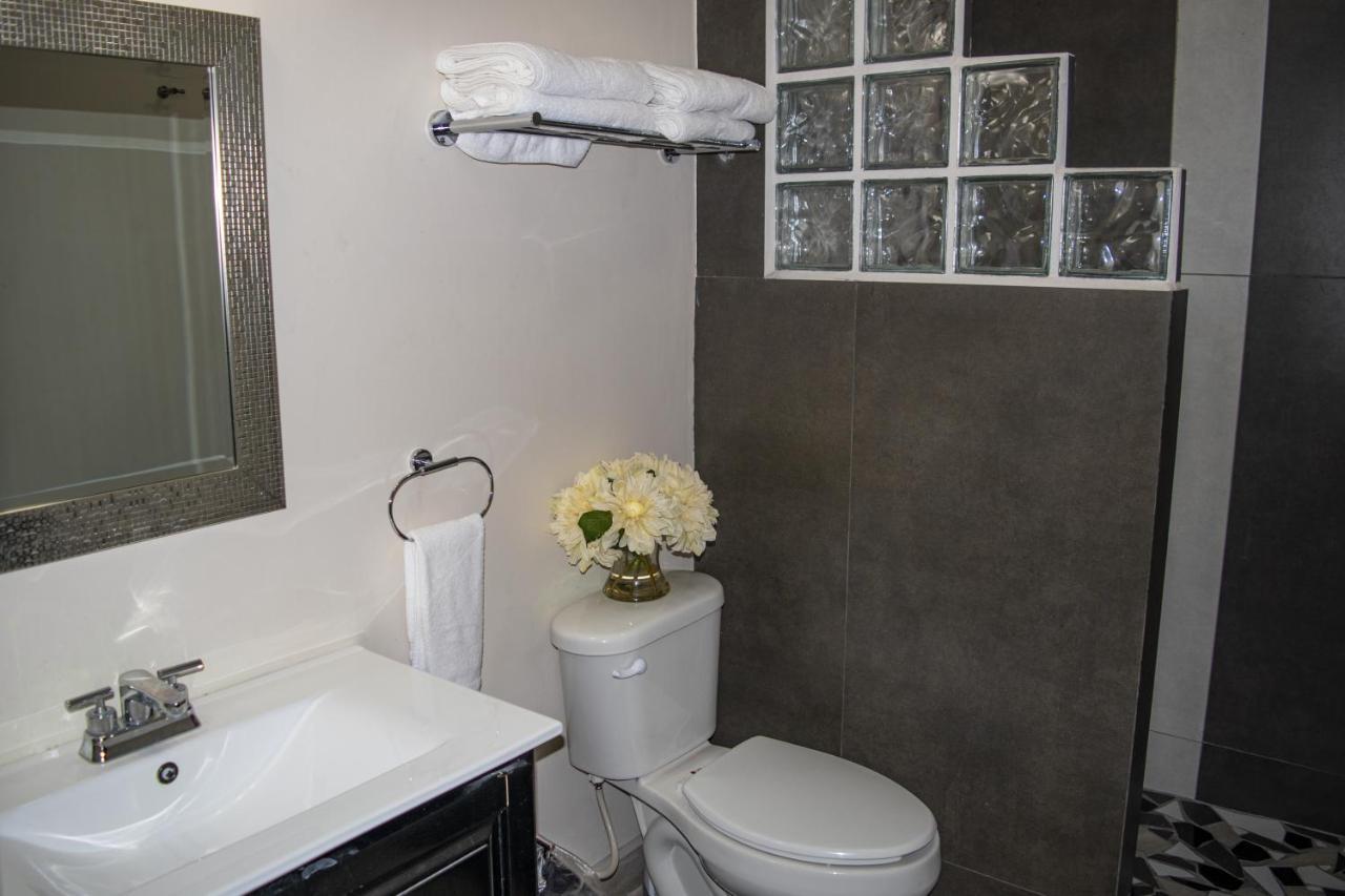 Playas Hotel Suites 푸에르토페나스코 외부 사진